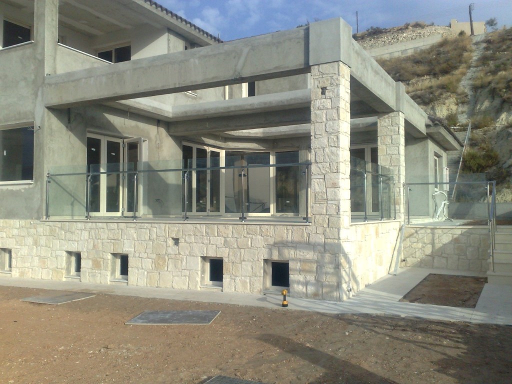 20090915859